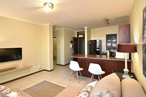 Ground floor flat in golf estate
